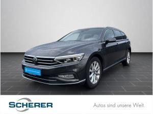 Volkswagen Passat 2.0 TDI Elegance Variant LED KAMERA NAVI PDC SHZ