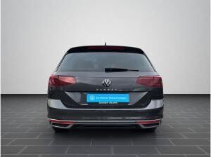 Volkswagen Passat 2.0 TDI Elegance Variant LED KAMERA NAVI PDC SHZ