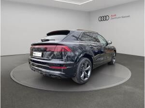 Audi Q8 55 TFSI quattro S line Matrix Pano HuD 360° Audi Q8 55 TFSI quattro S line Matrix Pano HuD 360°