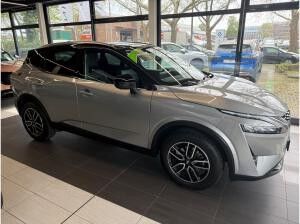 Nissan Qashqai 1.3DIG-T MHEV Tekna 4x4 LED Pano 360Kam Nissan Qashqai 1.3DIG-T MHEV Tekna 4x4 LED Pano 360Kam