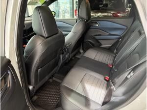 Nissan Qashqai 1.3DIG-T MHEV Tekna 4x4 LED Pano 360Kam Nissan Qashqai 1.3DIG-T MHEV Tekna 4x4 LED Pano 360Kam