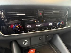 Nissan Qashqai 1.3DIG-T MHEV Tekna 4x4 LED Pano 360Kam Nissan Qashqai 1.3DIG-T MHEV Tekna 4x4 LED Pano 360Kam