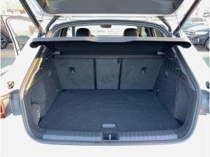 Audi A3 Sportback (8YF)