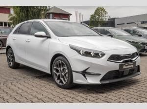Kia Ceed Ultimate Automatik Navi SHZ PDC  vo+hi