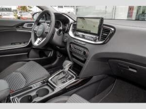 Kia Ceed Ultimate Automatik Navi SHZ PDC  vo+hi