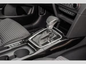 Kia Ceed Ultimate Automatik Navi SHZ PDC  vo+hi