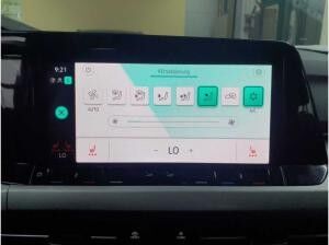 Volkswagen Golf VIII Life 2.0TDI DSG/ Navi, AppConnect, LED