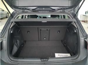 Volkswagen Golf VIII Life 2.0TDI DSG/ Navi, AppConnect, LED