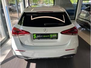 Mercedes-Benz A250e AMG Line Navi StandH Kam LED Ambiente