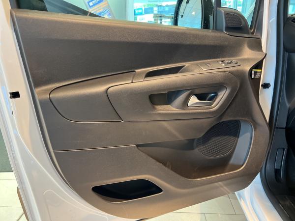 Opel Combo Electric Kasten  💥 ✅ Sofort verfügbar | ⚡ 136 PS Elektroantrieb | 💎 Umfangreiche Ausstattung 📦