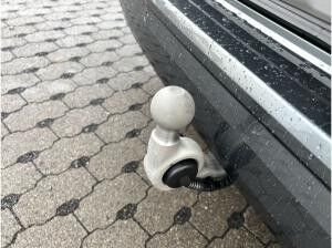 Volkswagen Multivan Multivan Life 2.0 TDI AHK/Matrix/Nav/IDA/ACC/18"