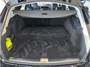 Mercedes-Benz E 300 de T Exclusive LED+SKR&WKR+ACC+AHK+Navi+SHZ