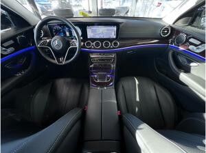 Mercedes-Benz E 300 de T Exclusive LED+SKR&WKR+ACC+AHK+Navi+SHZ