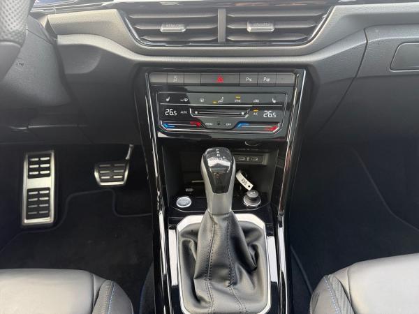 Volkswagen T-Roc R 4Motion 2.0 TSI DSG Pano AHK Matrix Navi ACC