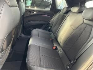 Audi Q4 e-tron Q4 45 e-tron quattro S Line,matrix,360,LM