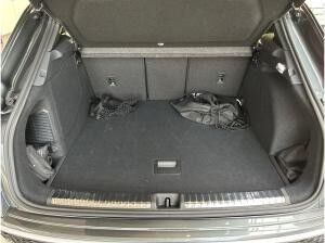 Audi Q3 SUV e-hybrid S tronic S Line,Kam.,ACC