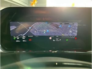 Audi Q3 SUV e-hybrid S tronic S Line,Kam.,ACC