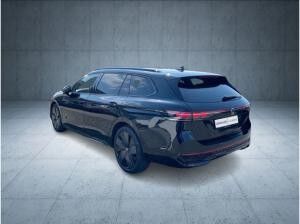 Volkswagen Passat Variant R-Line 2.0 TDI 4M StHz/AHK/Pano/Matrix