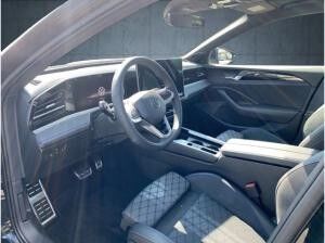 Volkswagen Passat Variant R-Line 2.0 TDI 4M StHz/AHK/Pano/Matrix