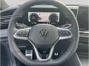 Volkswagen Tiguan R-Line 1.5 eHybrid DSG,IQ.LIGHT,IQ.DRIVE