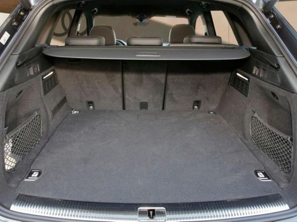 Audi Q5 50 TFSI e Q S line 20"|MATRIX|OPTIK-PKT|AHK|