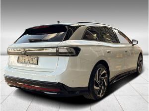 Volkswagen ID.7 Tourer Pro AHK Navi Wärmep. Panorama ACC Volkswagen ID.7 Tourer Pro AHK Navi Wärmep. Panorama ACC