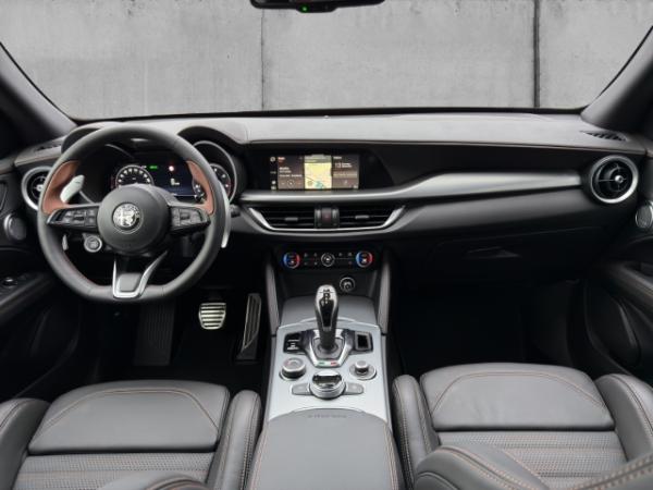 Alfa Romeo Stelvio Intensa Q4 2.0 PDC+KAMERA+CARPLAY+SHZ