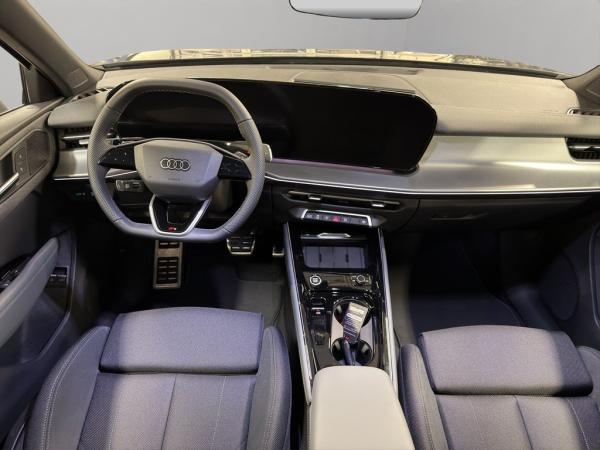 Audi Q3 Sportback e-hybrid S tronic NAVI SHZ
