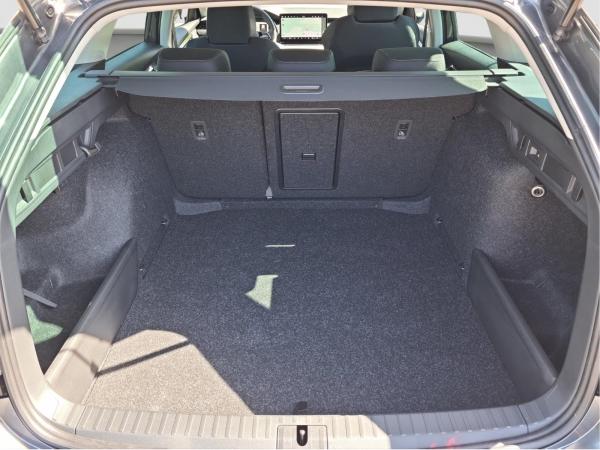 Skoda Octavia Combi 2.0 TDI Selection DSG LED AHK