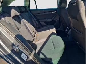 Skoda Octavia Combi 2.0 TDI Selection DSG LED AHK