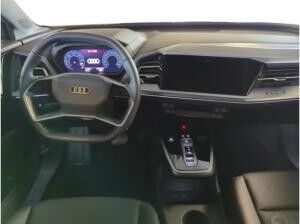 Audi Q4 e-tron S line 45 AHK/RFK/NAVI+++