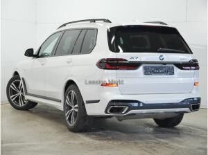 BMW X7 xDrive40i M Sportpaket Sport Aut. Standhzg.