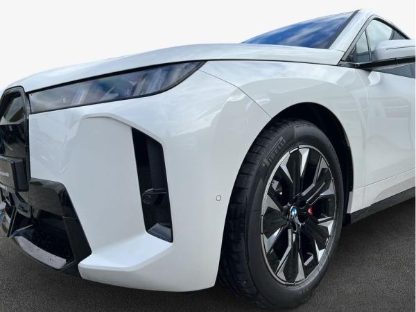 BMW ix iX xDrive45 , 5-türig (Strom)