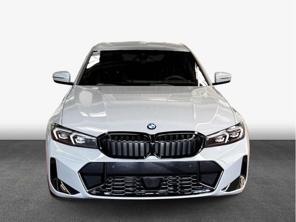 BMW 320 320i xDrive Aut. , 4-türig