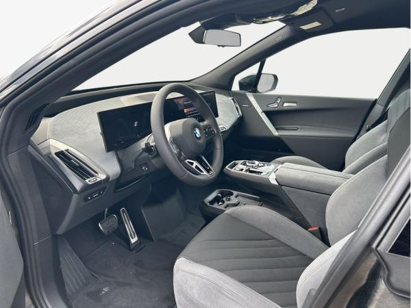 BMW ix iX xDrive45 , 5-türig (Strom)