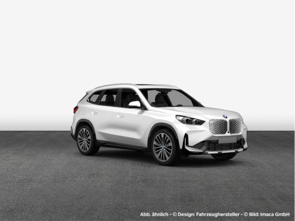 BMW iX1 xDrive30 M Sportpaket , 5-türig (Strom)