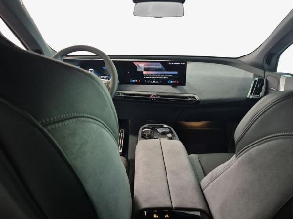 BMW ix iX xDrive45 - UPE 92.900 EUR
