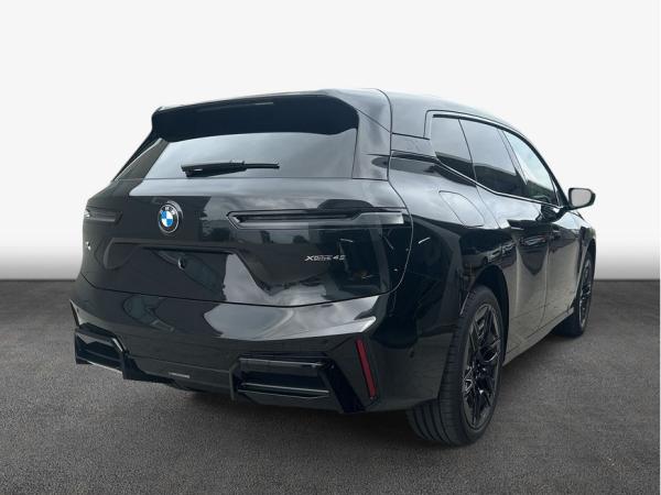BMW ix iX xDrive45 , 5-türig (Strom)