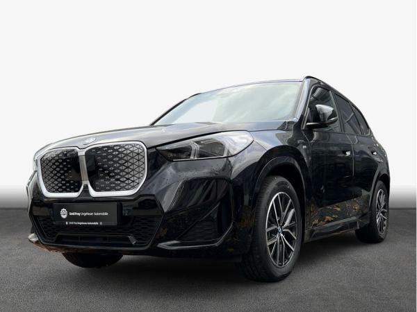 BMW iX1 xDrive30 M Sportpaket , 5-türig (Strom)