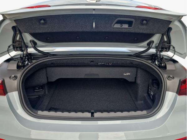 BMW 420 420i Cabrio , 2-türig