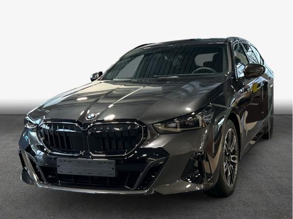 BMW 540 540d xDrive Touring Aut. , 5-türig (Diesel)