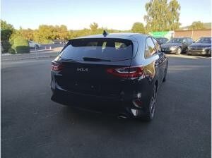 Kia Ceed Silver 1.5 T-GDI 6-Gang