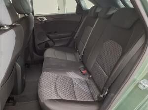 Kia Ceed SILVER 1.5 T-GDi 7-Gang-DCT