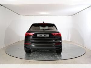 Audi Q3 S line 40 TFSI 7-Gang tronic quattro 2.0 Allrad Audi Q3 S line 40 TFSI 7-Gang tronic quattro 2.0 Allrad