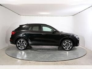 Audi Q3 S line 40 TFSI 7-Gang tronic quattro 2.0 Allrad Audi Q3 S line 40 TFSI 7-Gang tronic quattro 2.0 Allrad