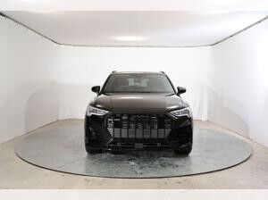Audi Q3 S line 40 TFSI 7-Gang tronic quattro 2.0 Allrad Audi Q3 S line 40 TFSI 7-Gang tronic quattro 2.0 Allrad