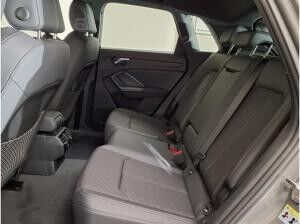 Audi Q3 S line 40 TFSI 7-Gang tronic quattro 2.0 Allrad Audi Q3 S line 40 TFSI 7-Gang tronic quattro 2.0 Allrad