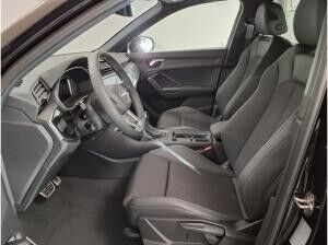 Audi Q3 S line 40 TFSI 7-Gang tronic quattro 2.0 Allrad Audi Q3 S line 40 TFSI 7-Gang tronic quattro 2.0 Allrad