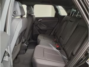 Audi Q3 S line 40 TFSI 7-Gang tronic quattro 2.0 Allrad Audi Q3 S line 40 TFSI 7-Gang tronic quattro 2.0 Allrad