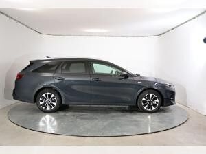 Kia Ceed SW Ceed Sportswagon SW SILVER 1.5 T-GDi 6-Gang